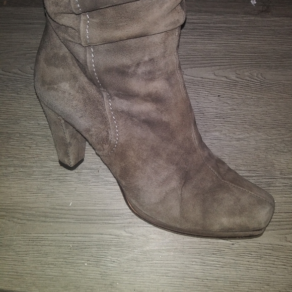 SEXY SOFT HOT!!! Over the Knee Mushroom Suede Boot. With 3.5" H. Sz: 7 - Picture 12 of 14